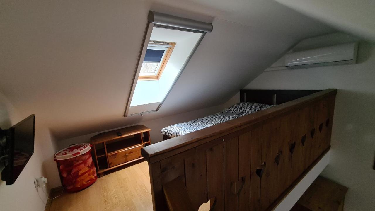 Gyulai Fuerdoe Apartman Buitenkant foto