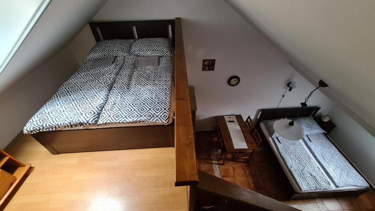 Gyulai Fuerdoe Apartman Buitenkant foto