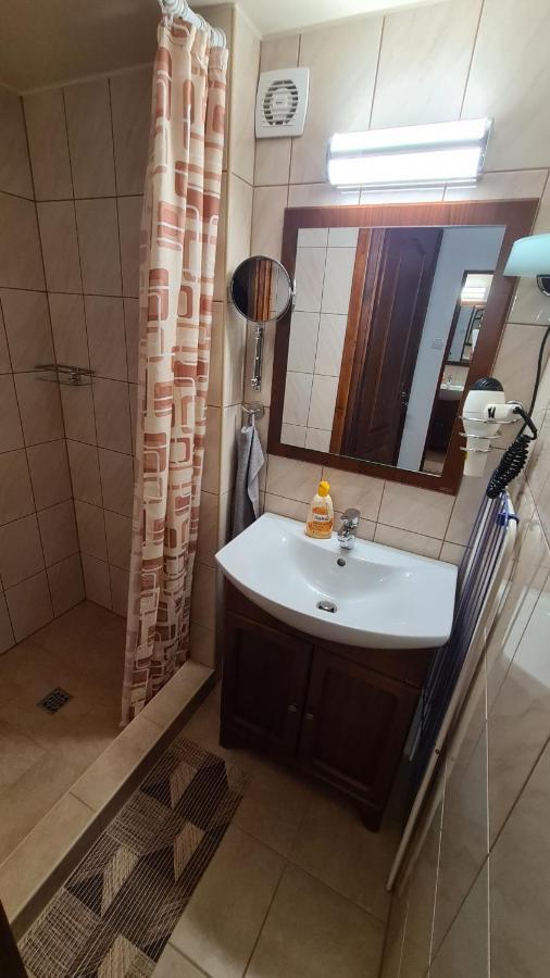 Gyulai Fuerdoe Apartman Buitenkant foto