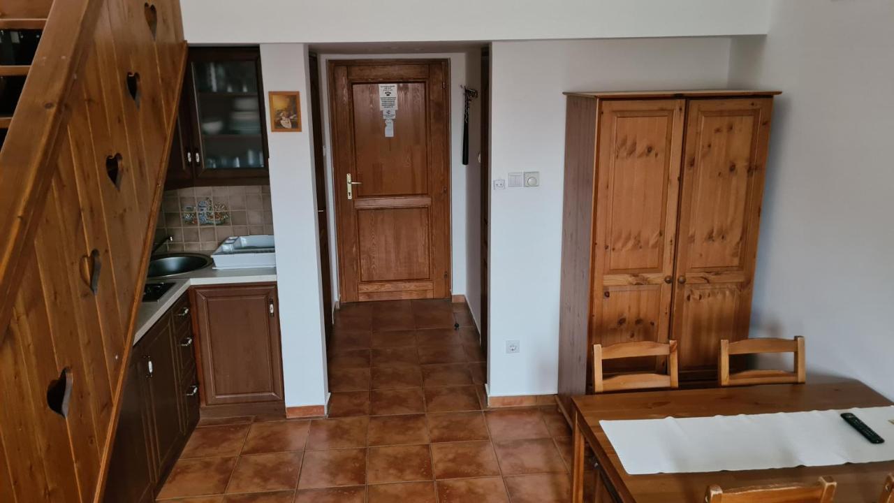 Gyulai Fuerdoe Apartman Buitenkant foto